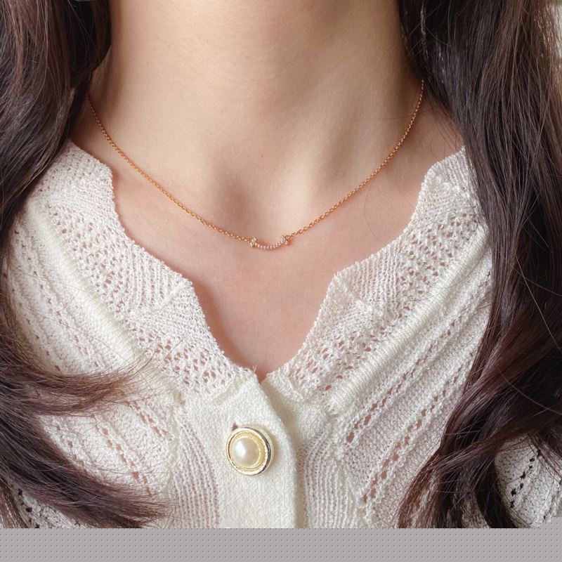 T*f*ny necklaces
